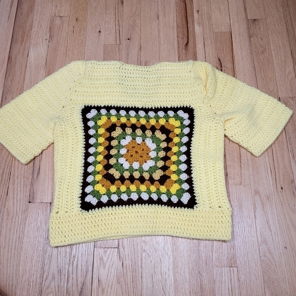 Handmade Granny Square Crocheted Top Yellow Unqiue - Picture 11 of 12